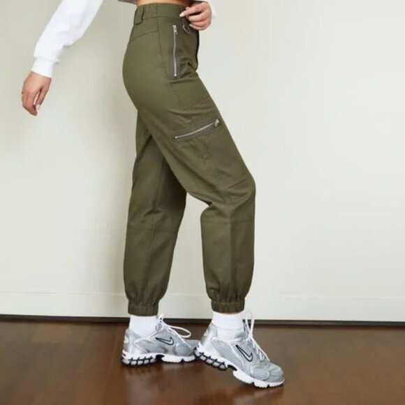 ✨ ARITZIA TNA Cargo Jogger Utility Cotton Twill Khaki Mossy Stone Green - Picture 2 of 15